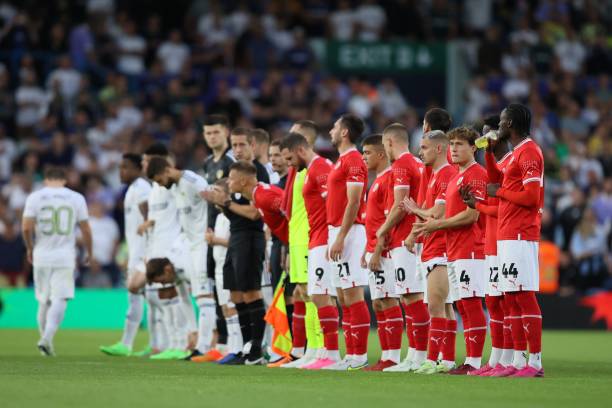 表達感到深 表達感到深