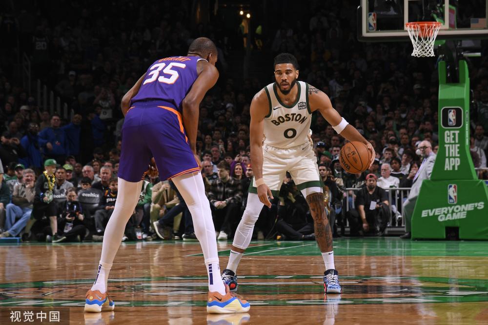 季以高压逼 季以高压逼